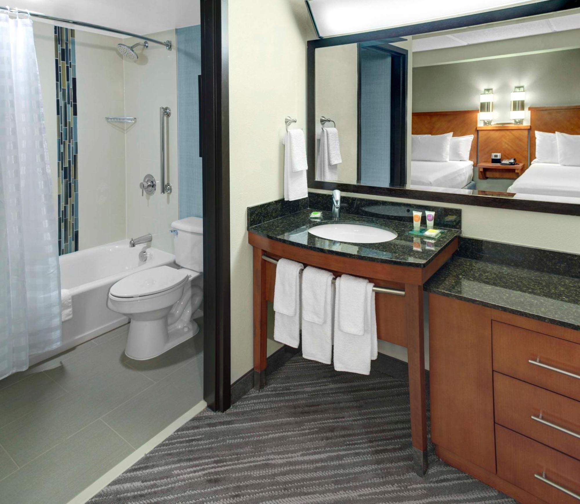 Hyatt Place Detroit/Обърн Хилс Екстериор снимка